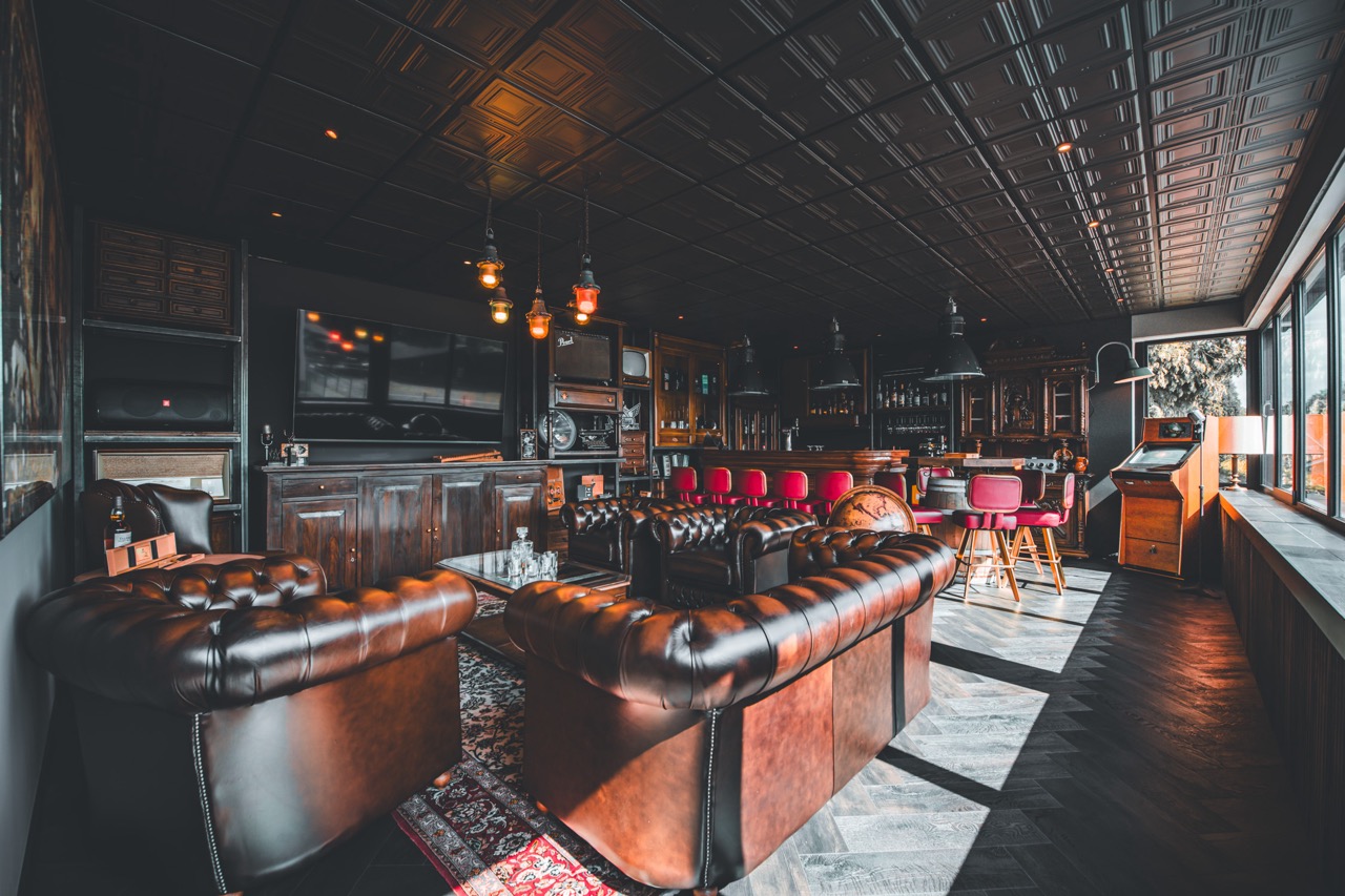 Professionele vergaderruimte in Whiskeyroom Valkenswaard, ideaal voor zakelijke meetings